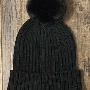Black Knit Pom-Pom Beanie